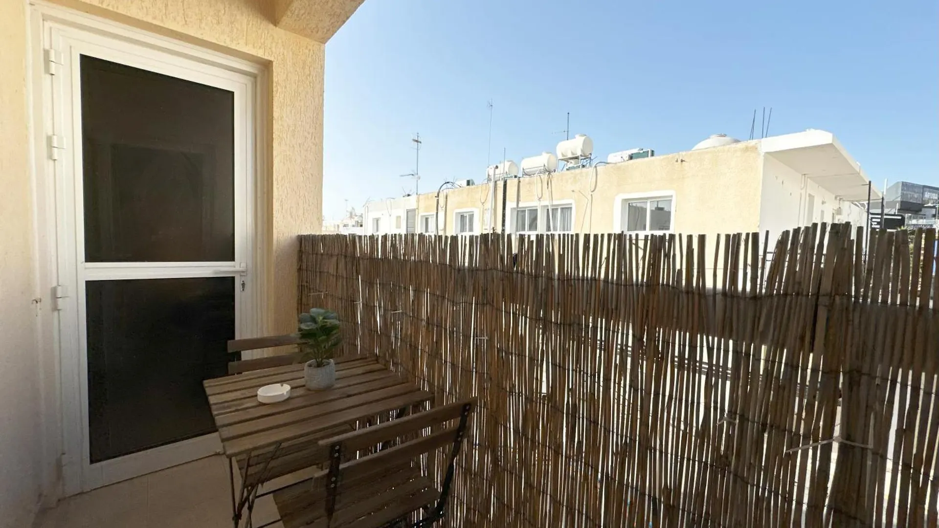 דירות Nightpulse Ayia Napa Central - 3 Min To Beach